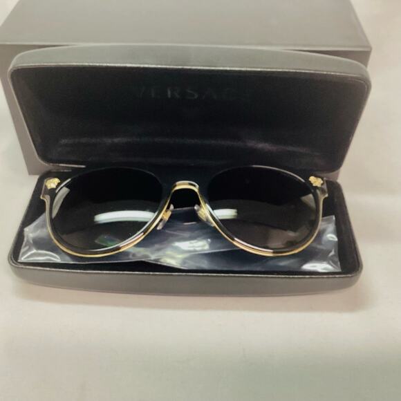Versace Medusa Charm VE2198 Sunglasses main image 11